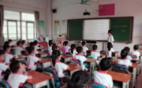 都市精灵》教学设计(原创)