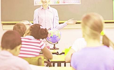 新人教课标本七上《天上的街市》教学实录附板书