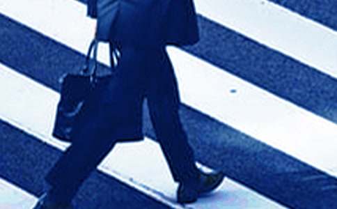 2015当代大学生就业形势调查报告