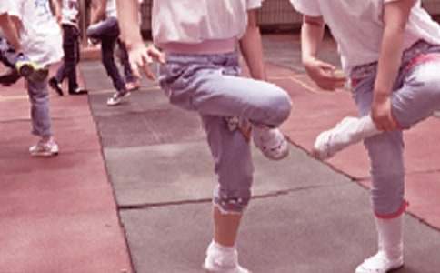 一年级六一黑板报内容