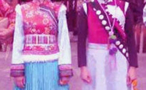 弘扬民族精神黑板报花边边框