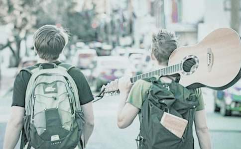 六年级下册《顶碗少年》练习题