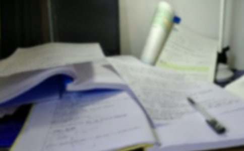 人教版一年级上15课《一次比一次有进步》说课稿