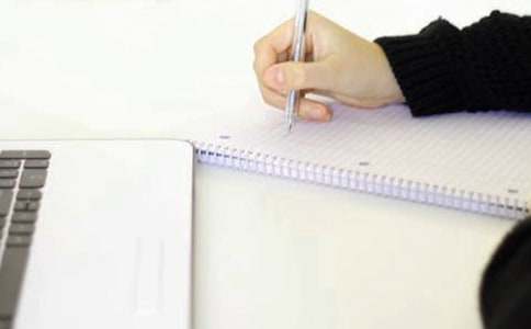 四年级上册《卡罗纳》说课稿