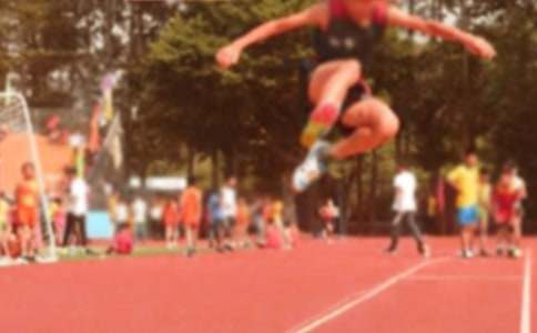 2016小学运动会加油稿100字