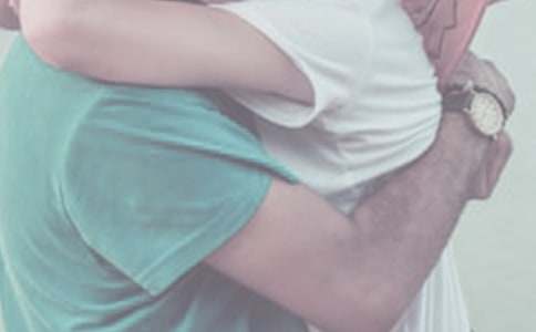 给妈妈一个拥抱精选作文500字