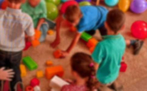 2015幼儿园师德师风自查报告