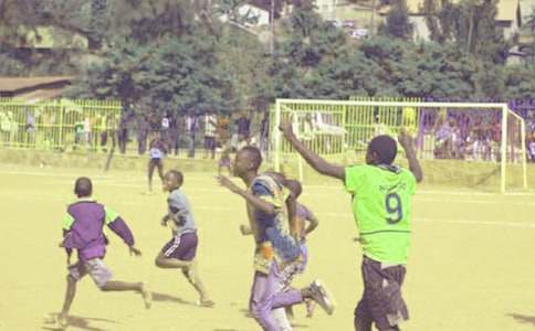 做合格中学生黑板报