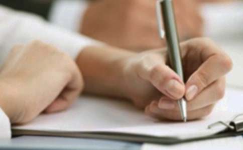 一年级第一场雪作文100字