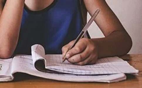 一件可笑的事优秀作文300字