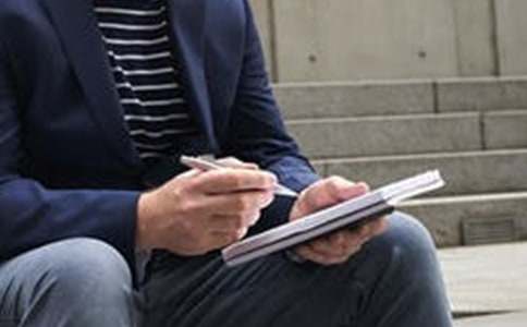 600字作文精选:在关爱中成长