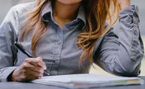 交通安全作文700字【精编】