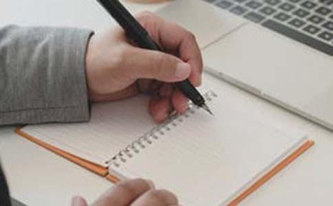 700字作文丰富多彩的暑假